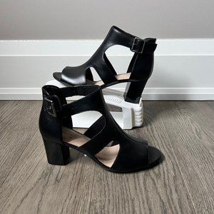 Clarks Deva Heidi Black Leather Heeled Sandals. Size 8. NWT